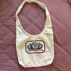 omighty White Shoulder Bag